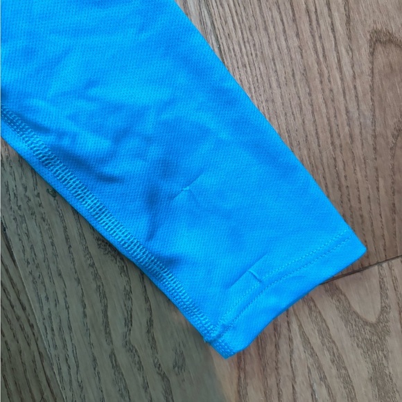 North Face Bright Blue Sporty Long Sleeve Top - Picture 6 of 8